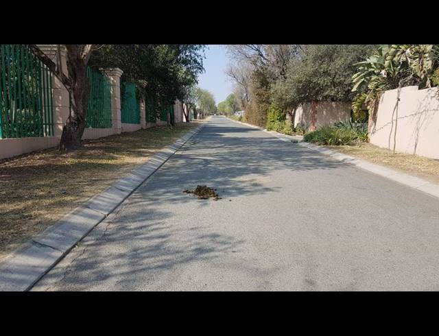 LAND FOR SALE IN BEAULIEU